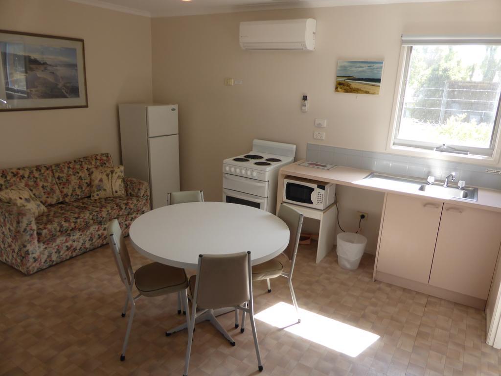 The Balnarring Motel Екстер'єр фото
